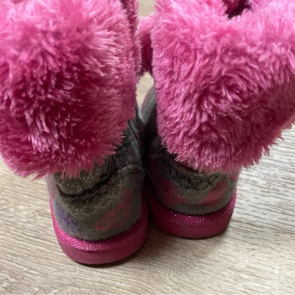 Disney Frozen Boots - Picture 3 of 4